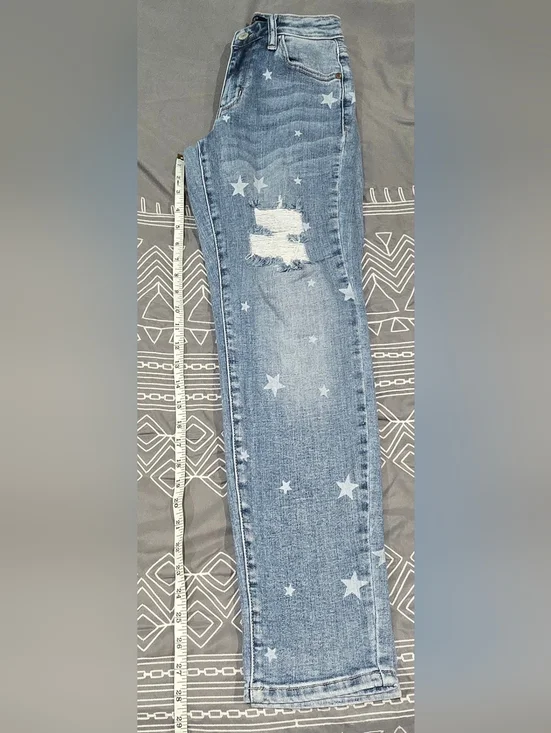 Judy Blue Star Crossed Midrise Distressed Boyfriend Fit Jeans Size 0/24 - Picture 3 of 7
